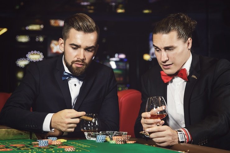 Live Evolution Gaming dealer table with multiple camera angles
